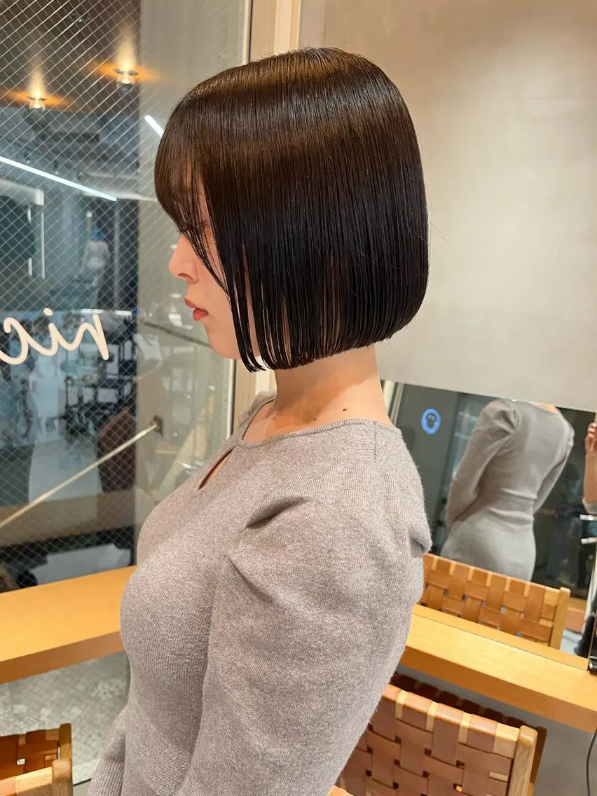 ミディアム 縮毛矯正ボブ&顔まわ レイヤー♡TOMOEのヘアスタイル