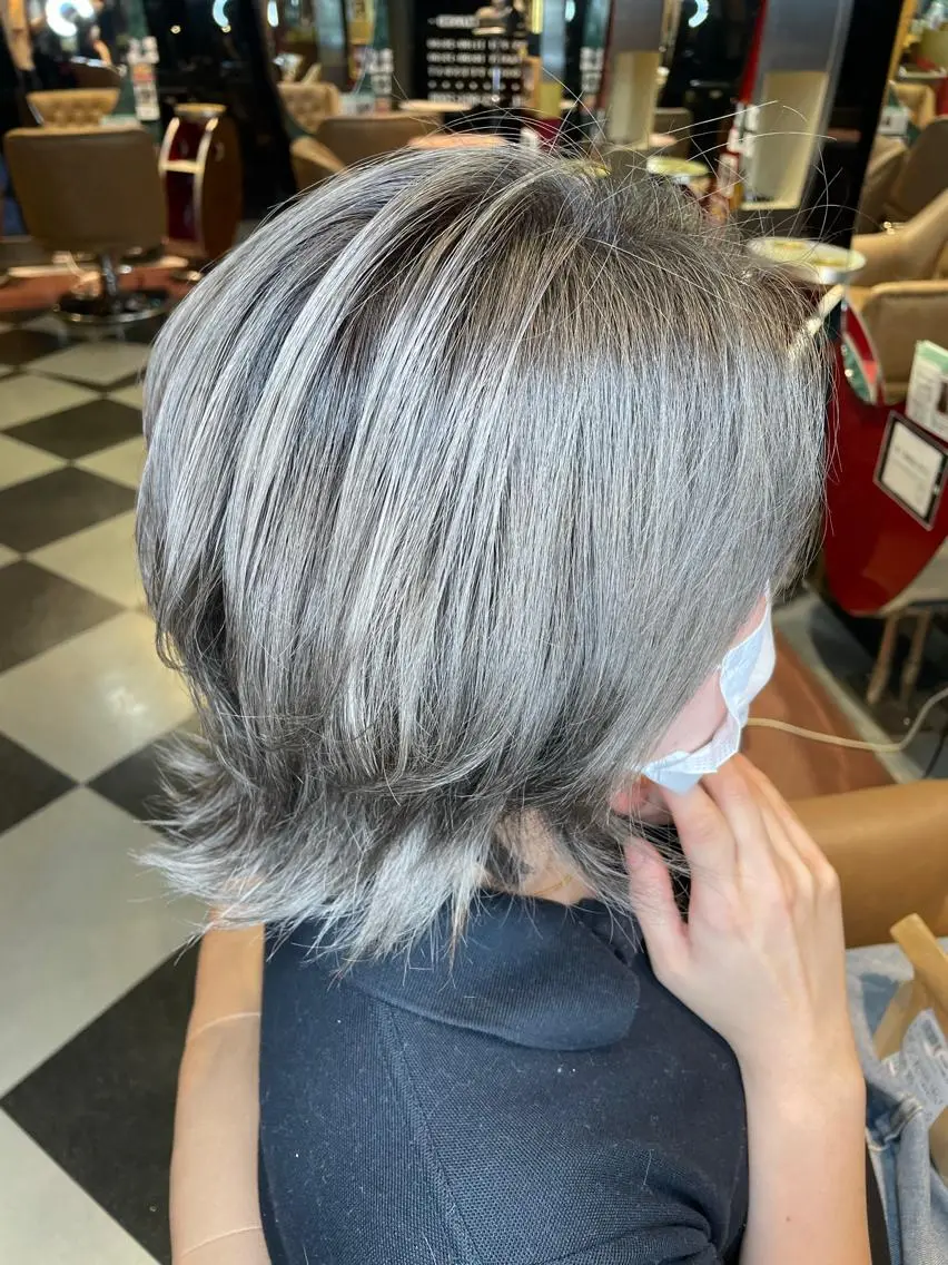 ショート カラー ブリーチ ケアブリーチ ダブルカラー トリートメント 👑派手髪/カット 👑ANRYのヘアスタイル