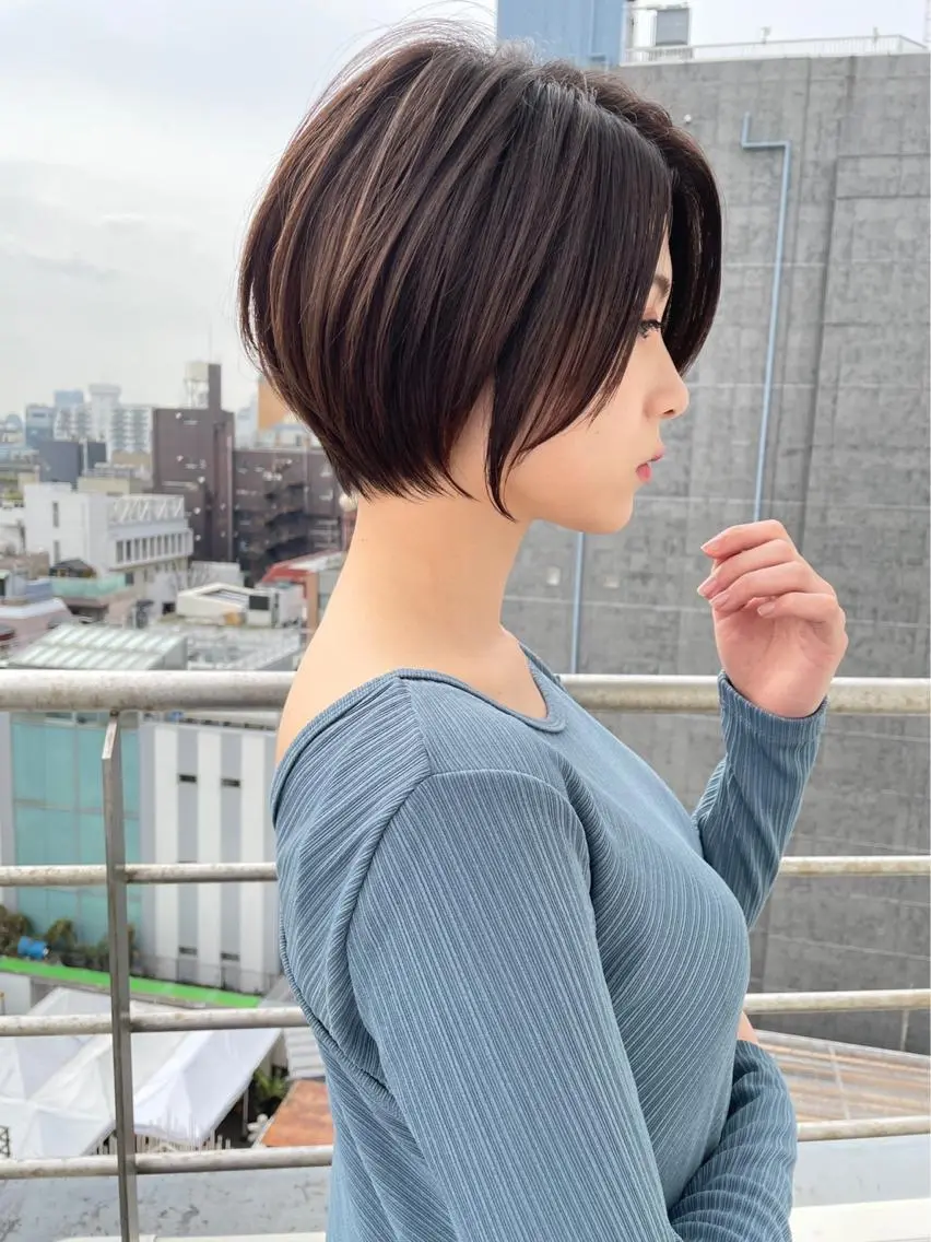 ショート カット ヘアカラー ✨コテ巻き風パーマ ✨川合佑哉のヘアスタイル