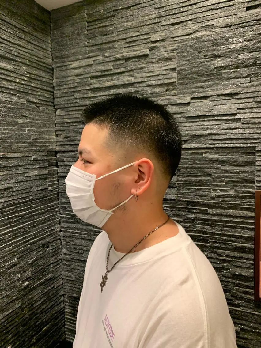 メンズ フェードカット スキンフェード 栗原 周太郎のヘアスタイル