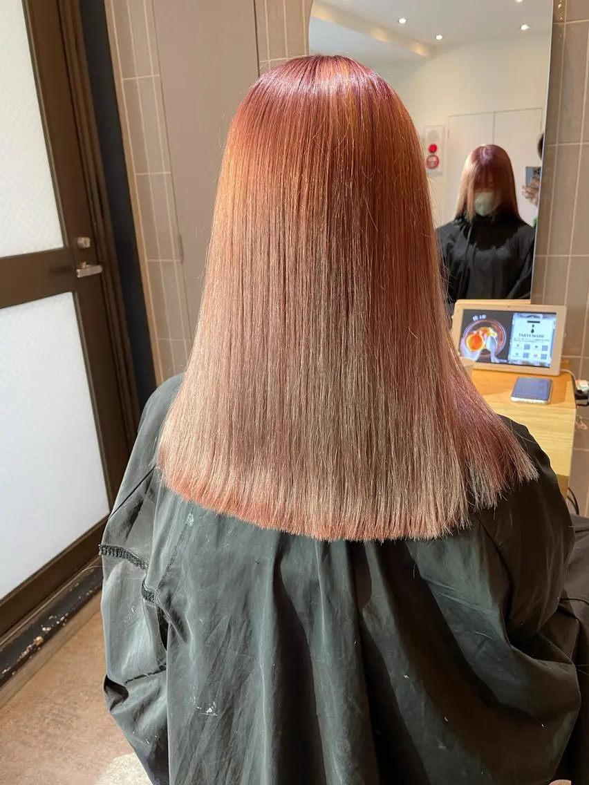 ミディアム 複雑履歴に対応ブリー チ無しダブルカラーのヘアスタイル