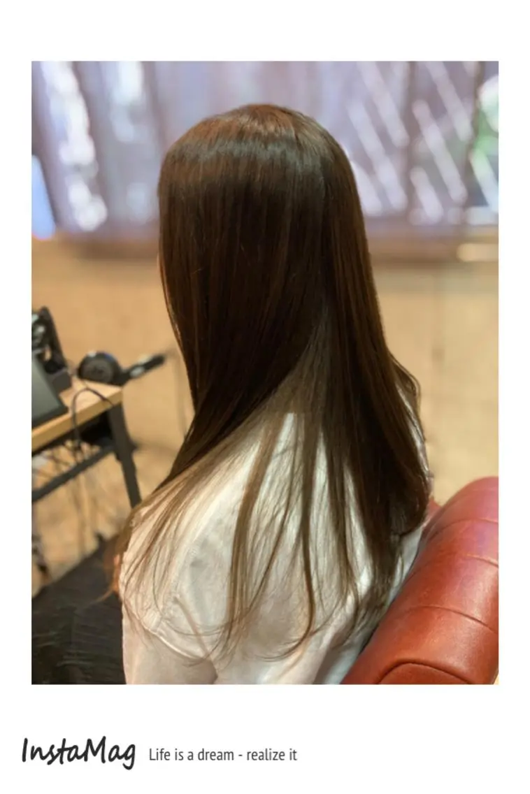 ロング カラー ERIKO Tのヘアスタイル