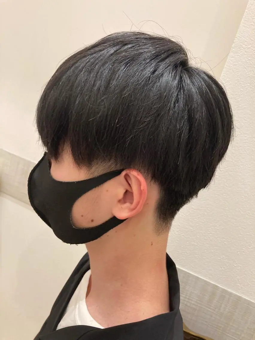 ショート メンズ 佐藤 睦月のヘアスタイル