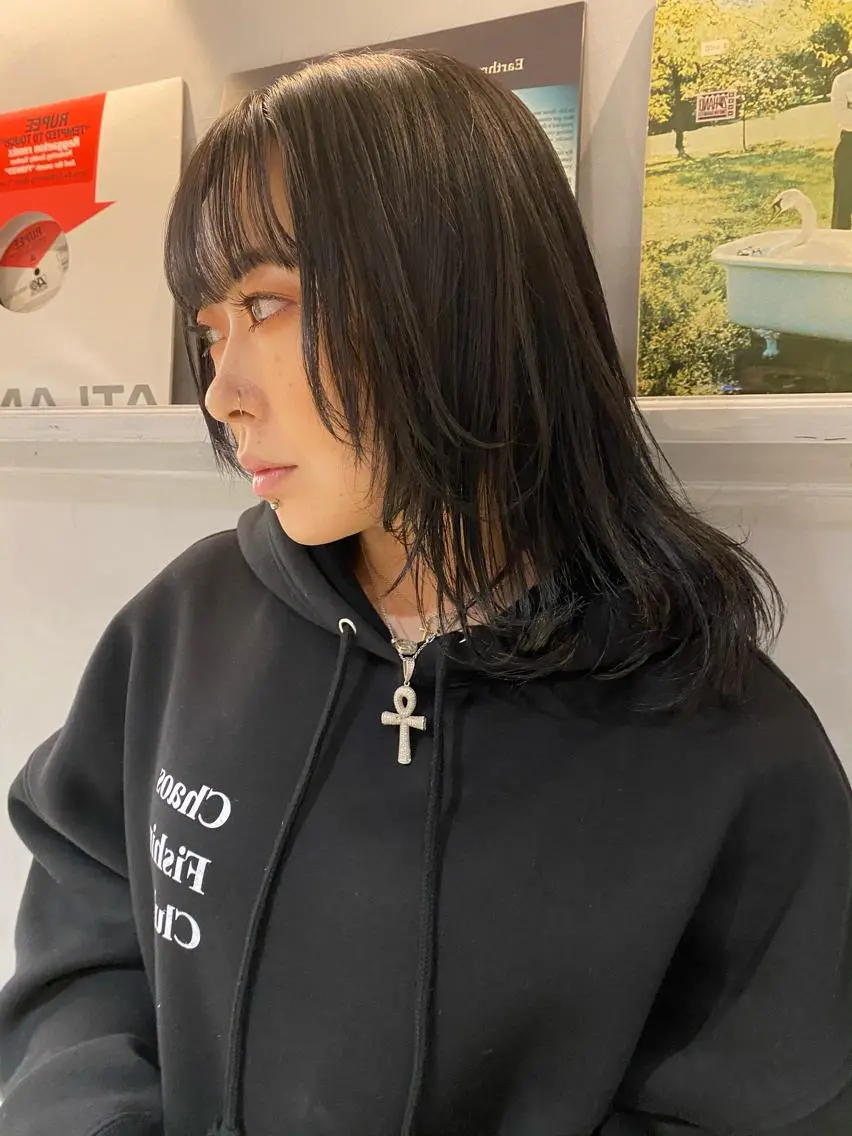 セミロング カラー ウルフカット MIYU💋💖 〈XENA渋谷本店〉のヘアスタイル