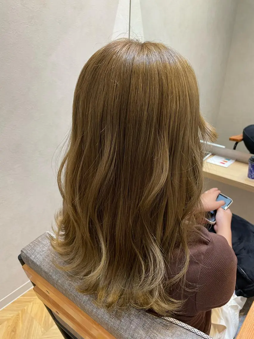 ロング ヘアカラー トリートメント newi宮崎 akioのヘアスタイル