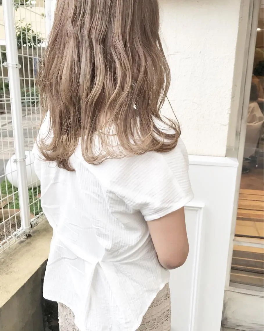 セミロング ヘアカラー トリートメント Musiiik hairのヘアスタイル