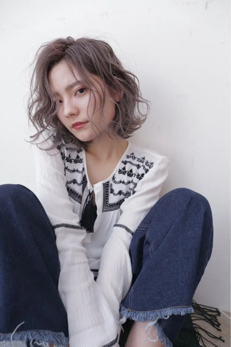 ミディアム e rikaのヘアスタイル