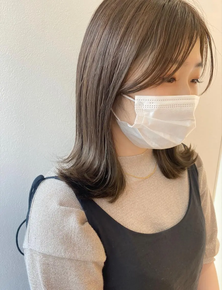 ミディアム カラー ベージュカラー オリーブベージュ カット ヘアカラー 西山梨々【5/1〜 復帰致します🌼】のヘアスタイル