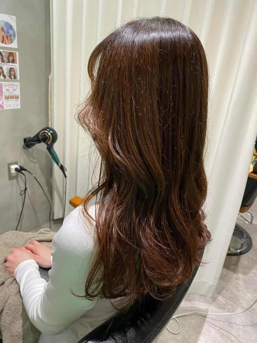 ロング 顔まわりレイヤー 顔周りカット 韓国風ヘア レイヤーカット ひきたみさと 大阪福島/スパニストのエステ・リラクイメージ