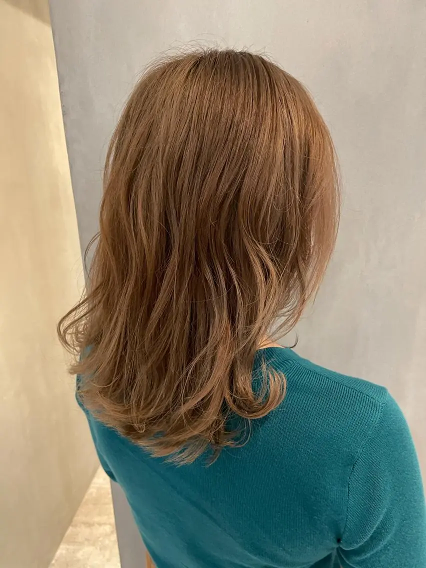 ミディアム 複雑履歴に対応ブリー チ無しダブルカラーのヘアスタイル