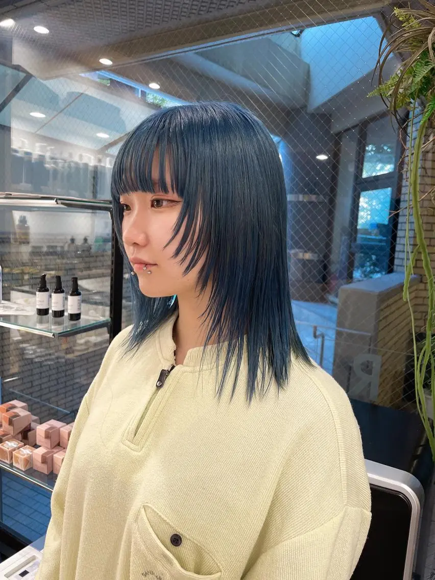 ミディアム カラー レイヤーカット カット ヘアカラー 城 健太郎 💎ハイトーンのヘアスタイル