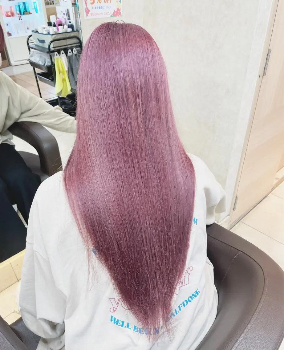 ロング 前田 菜奈子のヘアスタイル