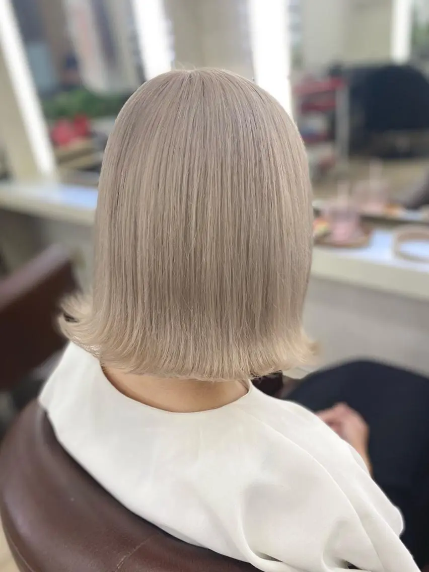ミディアム ヘアカラー 🦋 SHION 🦋のヘアスタイル