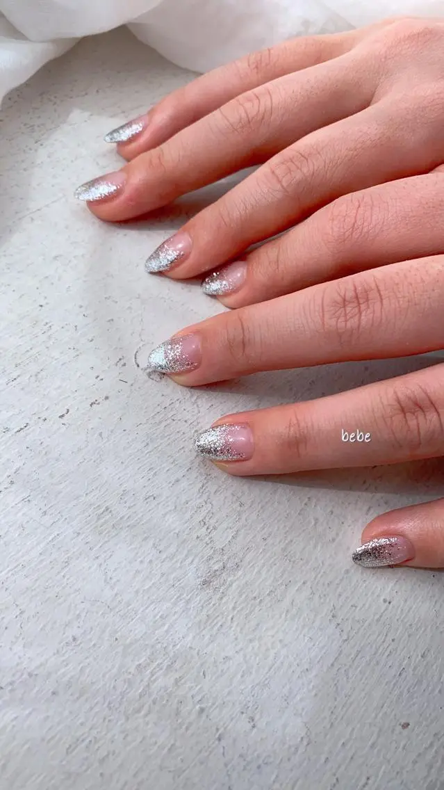 ネイル グラデーション ラメ(グリッター) ラメグラデーション ハンドネイル Ann nailのネイルデザイン