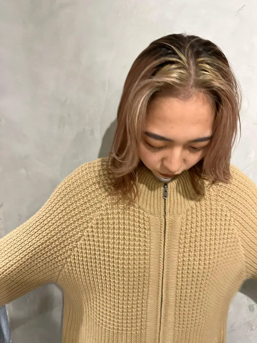 ミディアム カラー ヘアアレンジ 🦮shiori アイドルオタク🦮のヘアスタイル