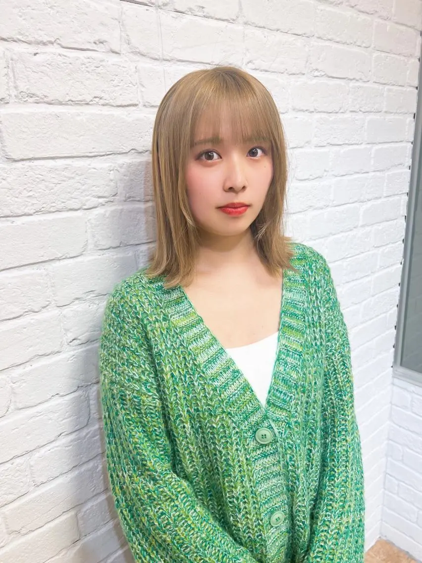セミロング カラー 艶髪専門美容師🏄 kazuレスlessのヘアスタイル