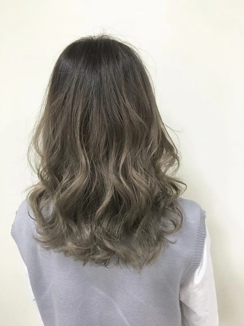 ミディアム カラー グラデーションカラー 外国人風カラー Beach 代表 KENTAのヘアスタイル