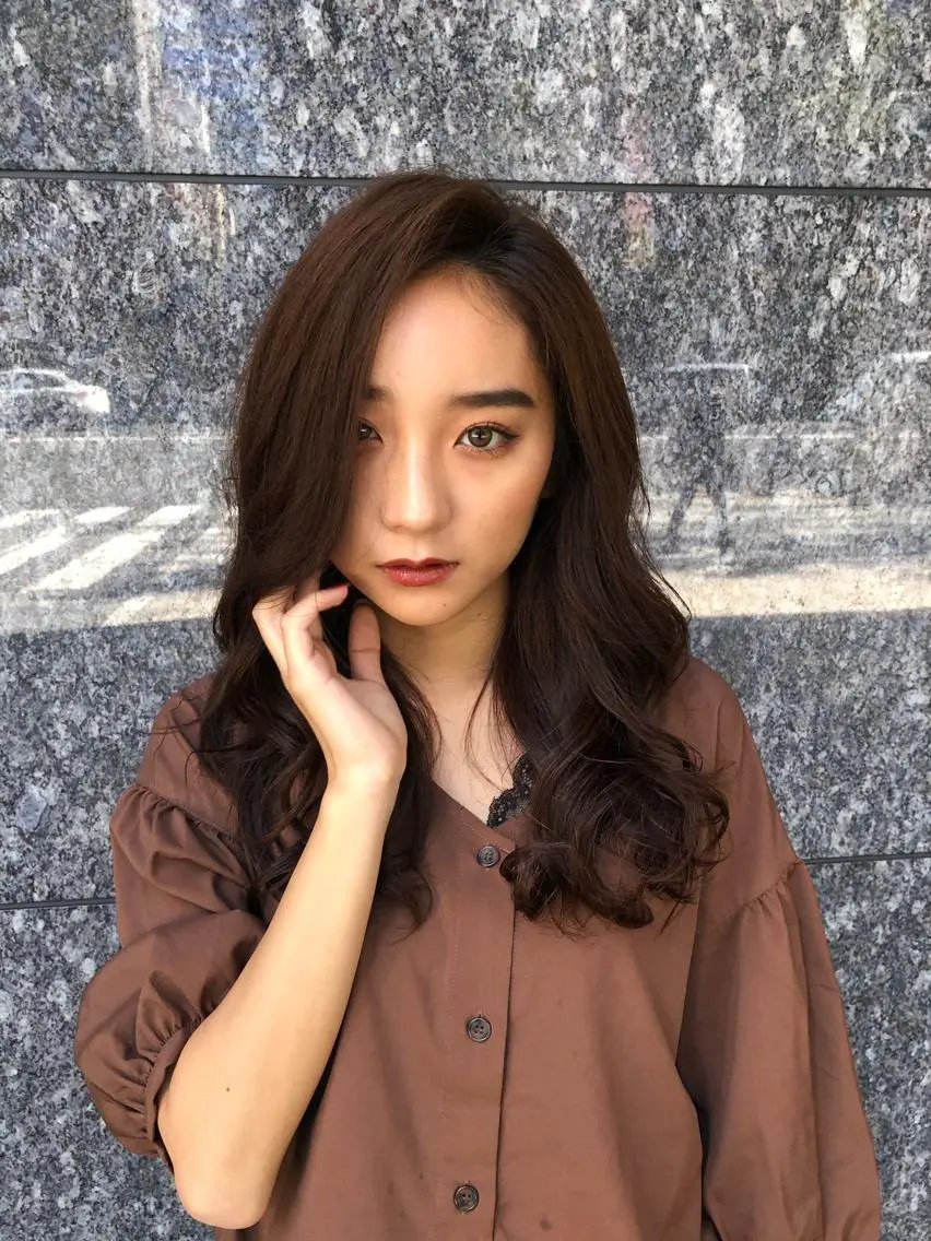 ロング カラー ヘアアレンジ カット ヘアカラー トリートメント 【似合うが見つかる】 Hanaのヘアスタイル