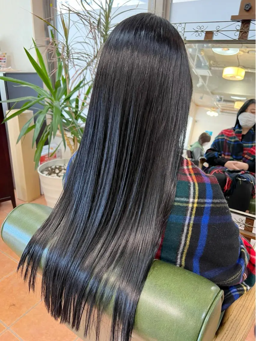 ロング カラー カット ヘアカラー トリートメント 石井 佑樹のヘアスタイル