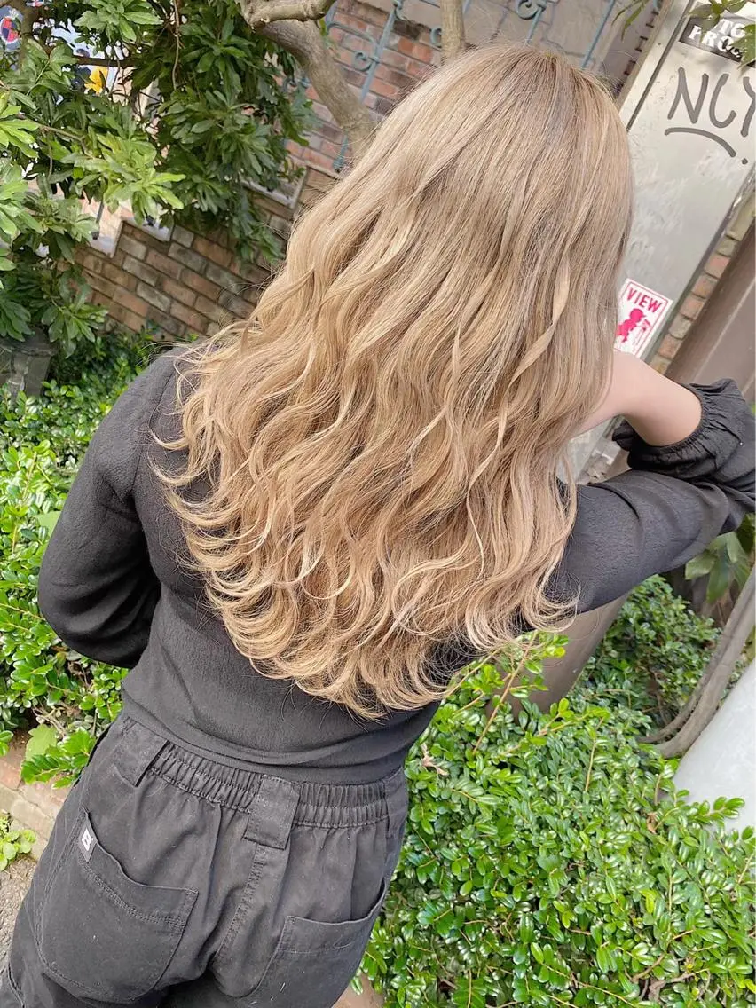 ミディアム 💍艶カラー KAREN💍のヘアスタイル