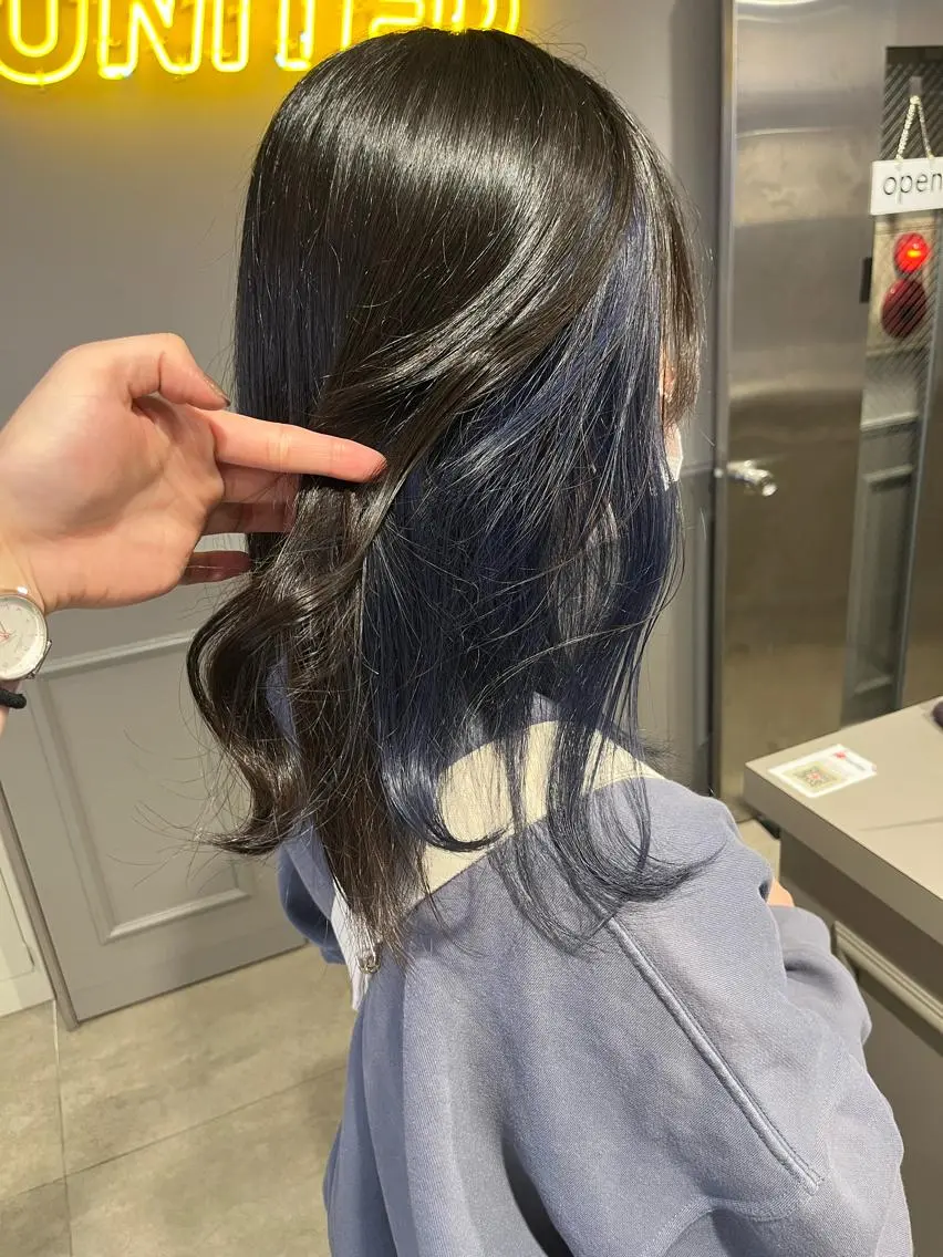 ミディアム ヘアカラー トリートメント ヘッドスパ ヘアセット 寒色/ベージュヘア ブリーチありMiOのヘアスタイル