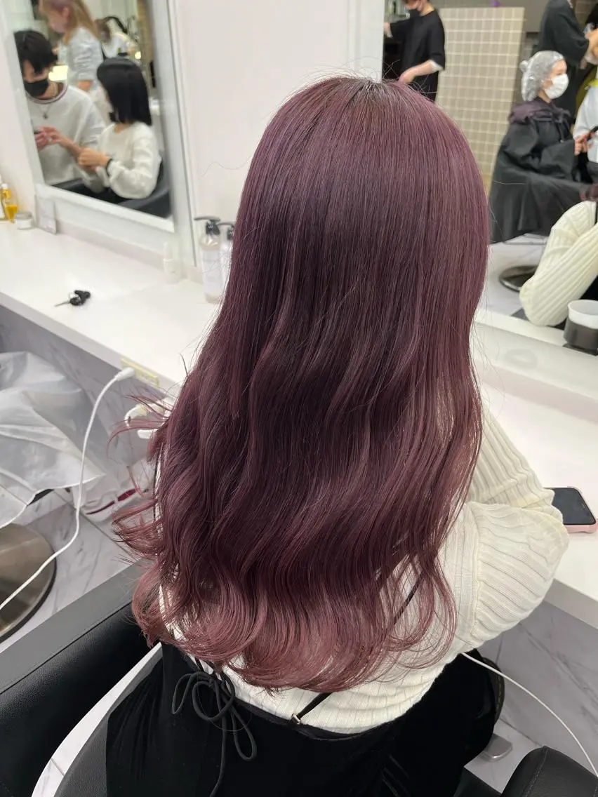 ミディアム ヘアカラー トリートメント ヘッドスパ ヘアセット 寒色/ベージュヘア ブリーチありMiOのヘアスタイル