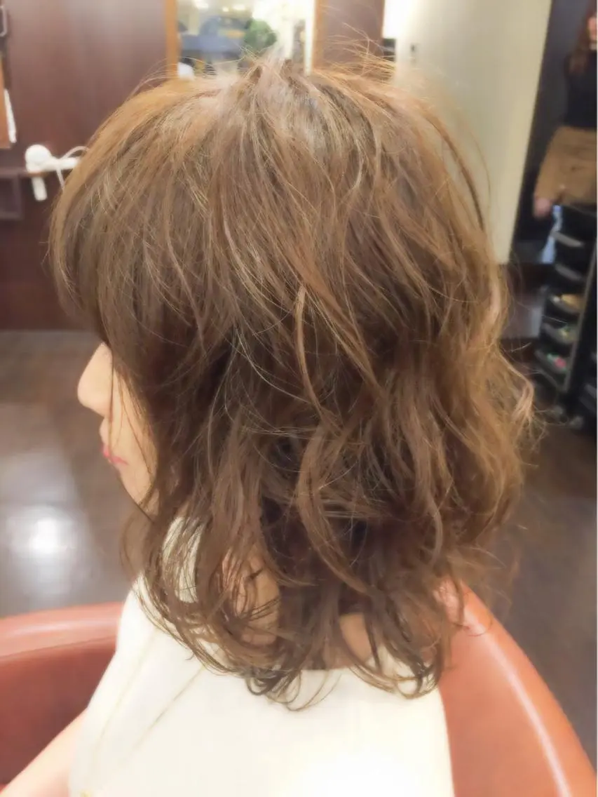 ミディアム カラー パーマ ミディアムパーマ 代表　YUKI ☆のヘアスタイル