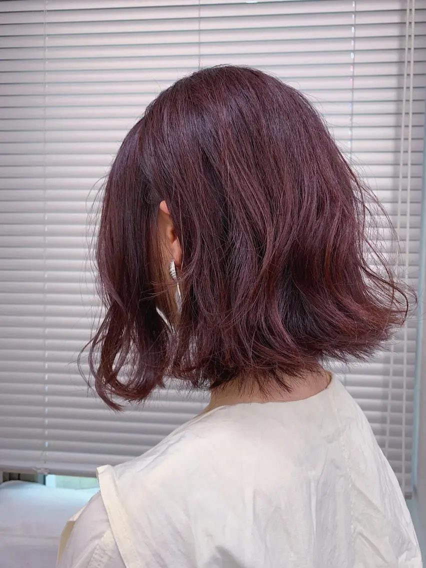 ショート カラー ブリーチ ブラウンカラー ブリーチなしカラー ピンクカラー ピンクブラウン 柔らかbeige モトキのヘアスタイル