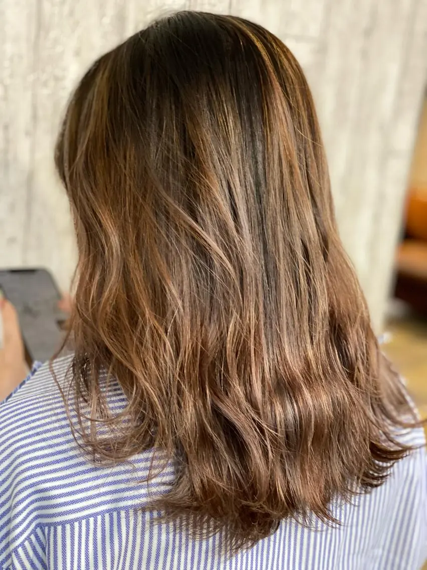 ミディアム カラー 勝河 怜楊のヘアスタイル