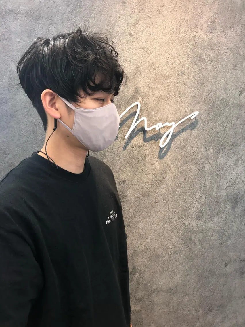 パーマ メンズ マッシュ ツーブロック カット Noyヨシモト ヒロトのヘアスタイル