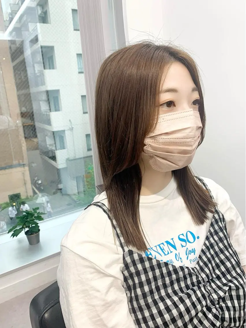 セミロング カラー パーマ ヘアアレンジ メンズ キッズ ネイル マツエク・マツパ アイブロウ トリートメント 似合せレイヤー／ 柔らか透明感カラーのヘアスタイル