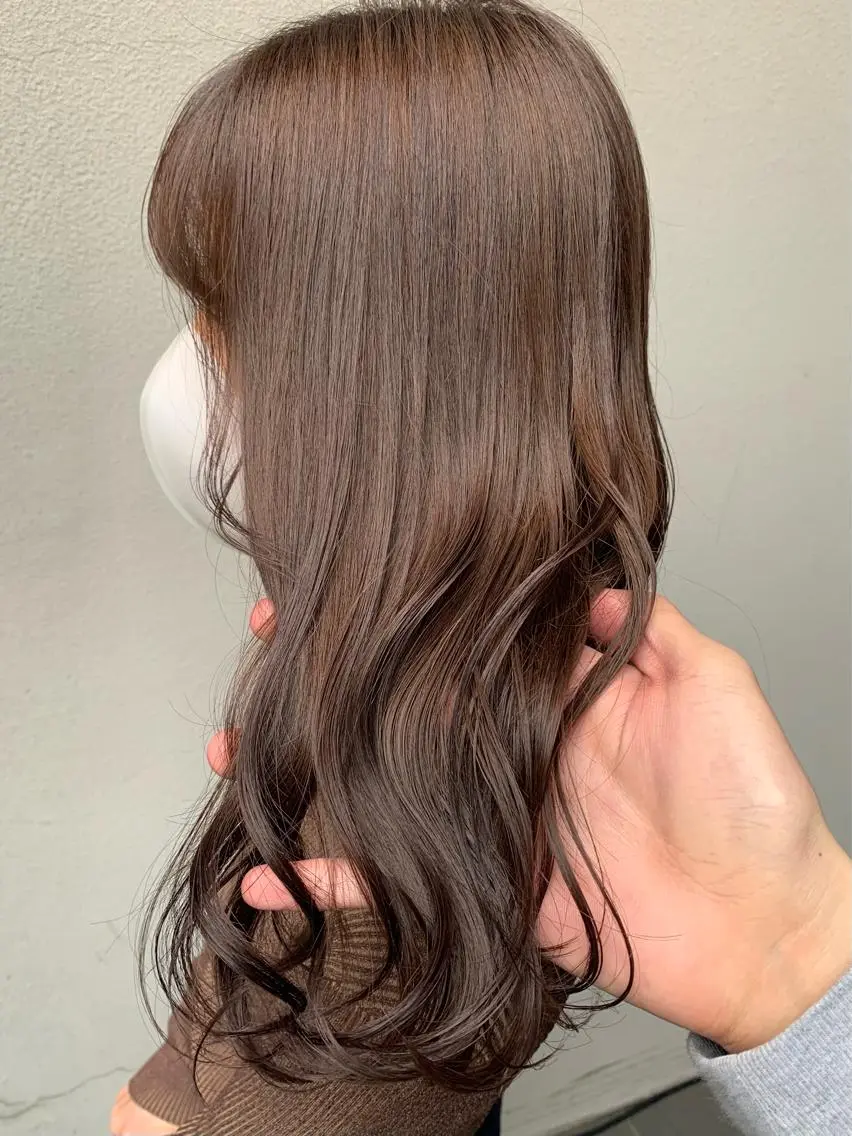 ミディアム カラー ベージュカラー ミルクティーベージュ 矢野 晃平のヘアスタイル
