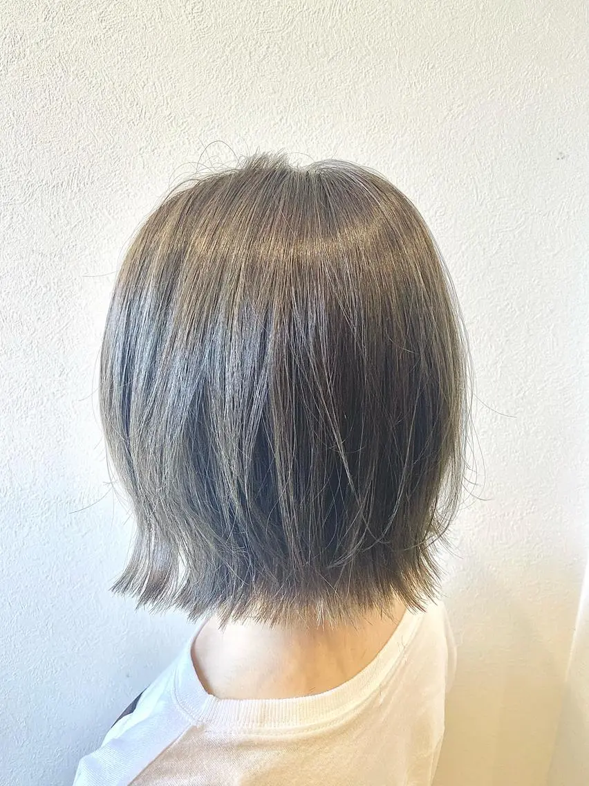 ショート カラー アディクシーカラー アッシュ ブリーチ ブラウンカラー グレージュ ヘアカラー トリートメント マンツーマン/透明感 foi hairのヘアスタイル