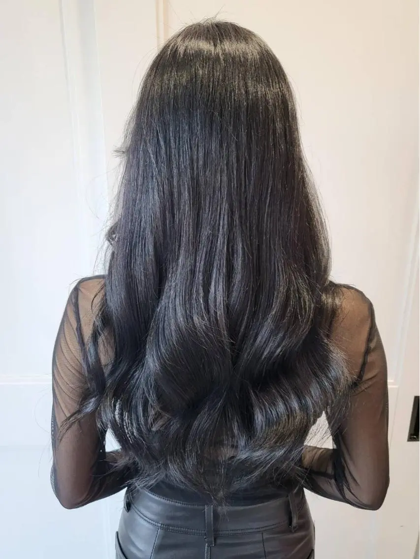 ロング カラー 黒髪 ネイビーカラー 亀田 幸美のヘアスタイル