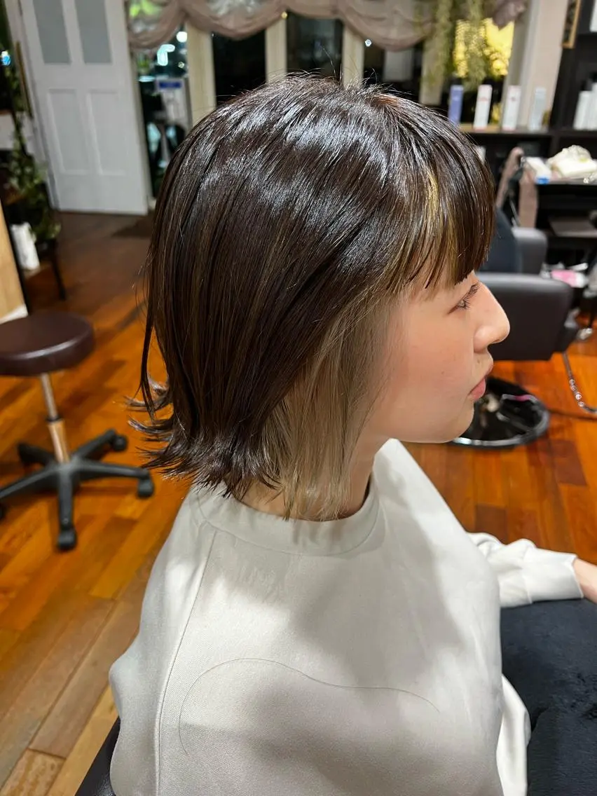 カラー ベージュカラー ホワイトベージュ こばやし もえのヘアスタイル