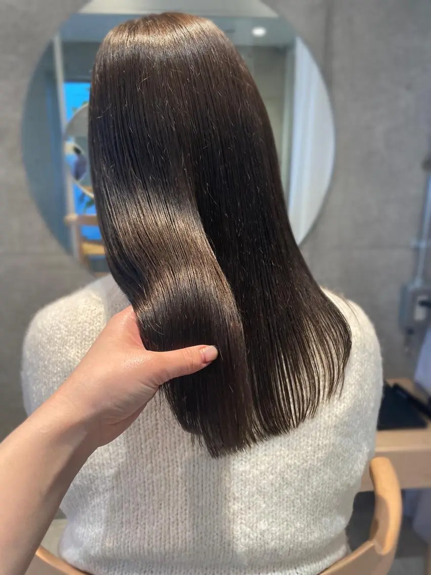 セミロング レイヤーカット🎀 kanaのヘアスタイル