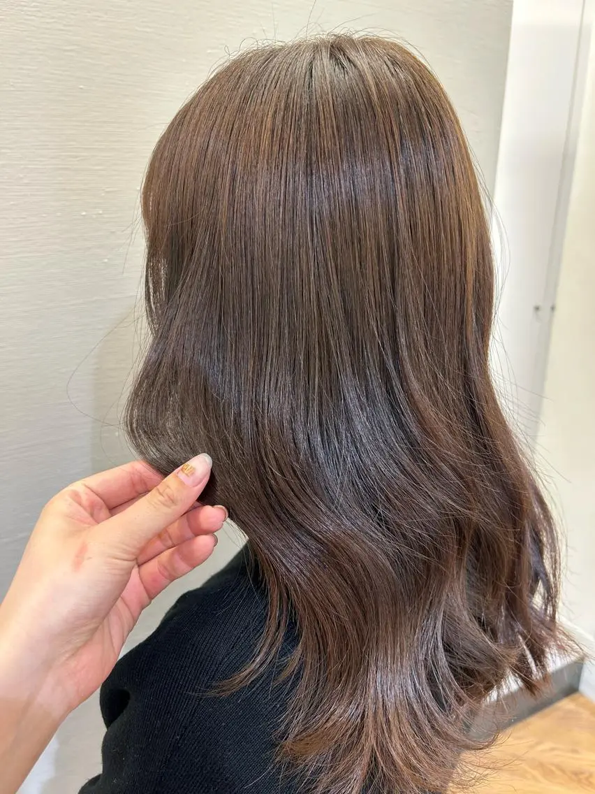 セミロング カラー カラーモデル募集/ 艶髪/アイのヘアスタイル