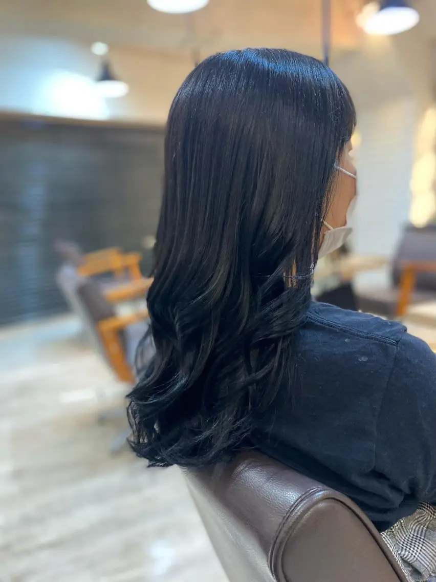 ロング カラー ヘアカラー トリートメント ヨシダ フミノリのヘアスタイル