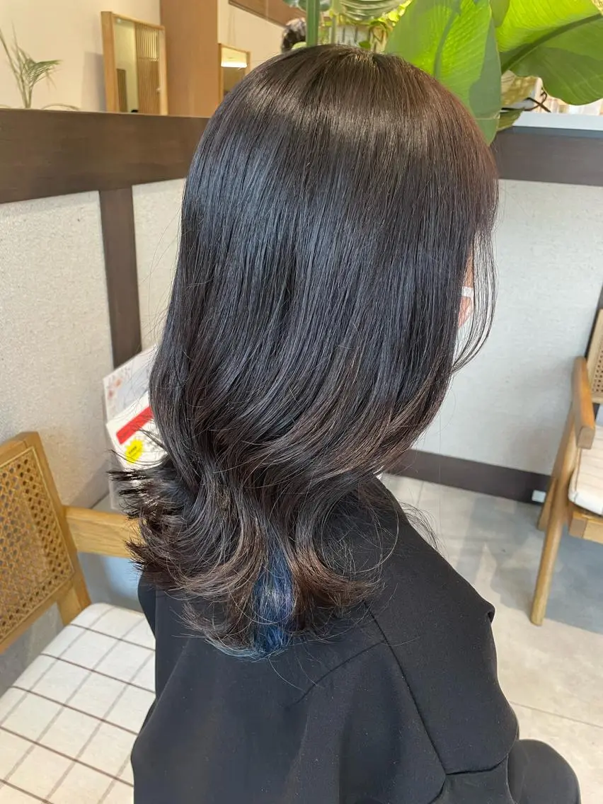 ロング カラー 高木 櫻のヘアスタイル