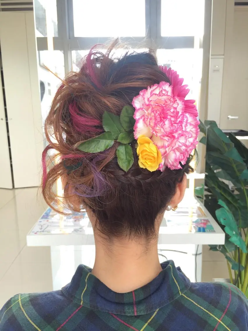 ロング ヘアアレンジ 成人式 お団子ヘア 松本 明日可のヘアスタイル
