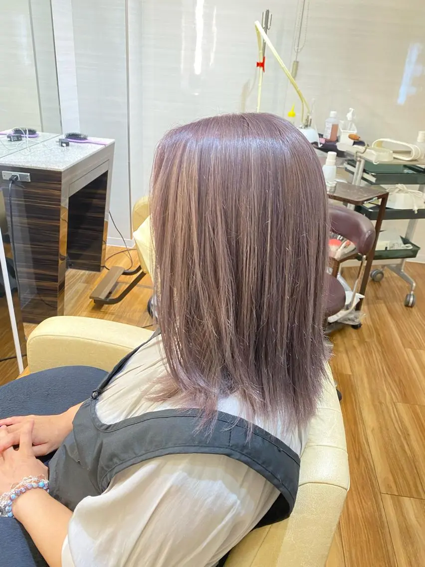 セミロング カラー グレージュ 土井 祐之介のヘアスタイル
