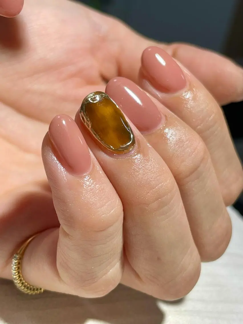 ネイル アートネイル べっ甲ネイル フレンチネイル ニュアンスネイル オフィスネイル nail salon fee(フィー)のネイルデザイン