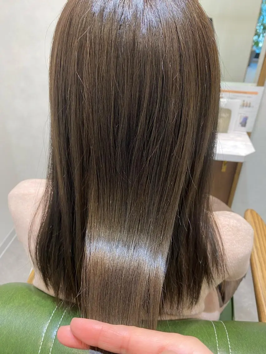 セミロング 髪質改善 トリートメント カット ヘアカラー トリートメント 坂井 千穂のヘアスタイル