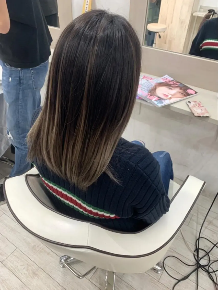 ミディアム カラー カット ヘアカラー トリートメント 京都大人女性ショート 徒歩1分/秋山のヘアスタイル