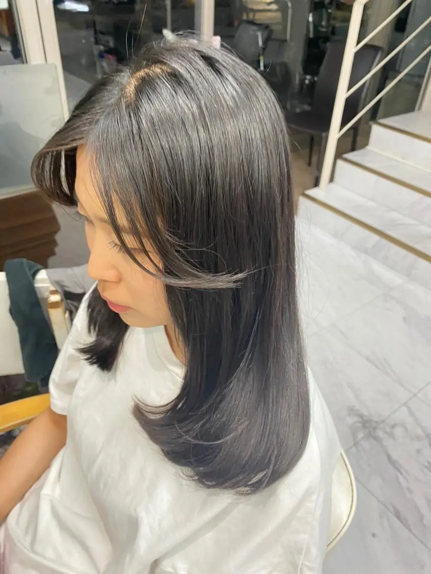 ロング レイヤーカット シャギー 目黒 碧人のヘアスタイル