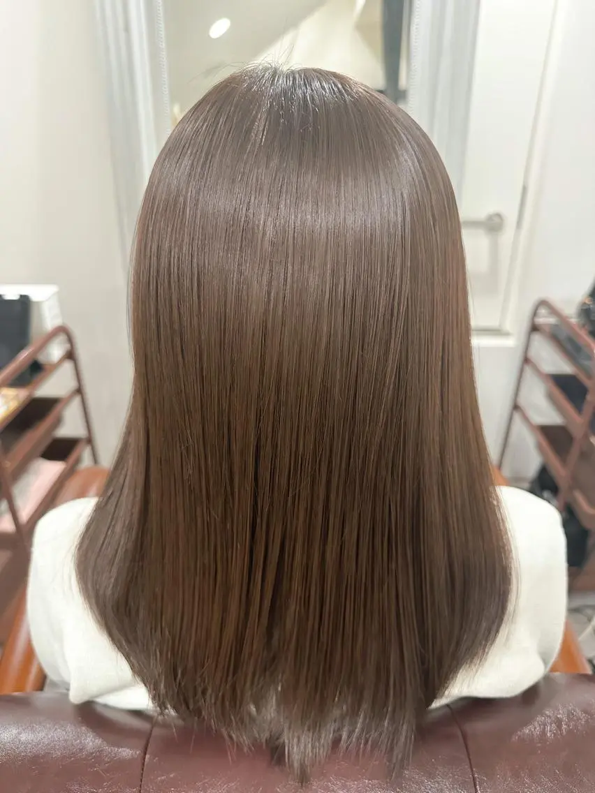 セミロング セミロングパーマ ボブ デート ハイライト 髪質改善 【20代ダメージ毛に 髪質改善】のヘアスタイル