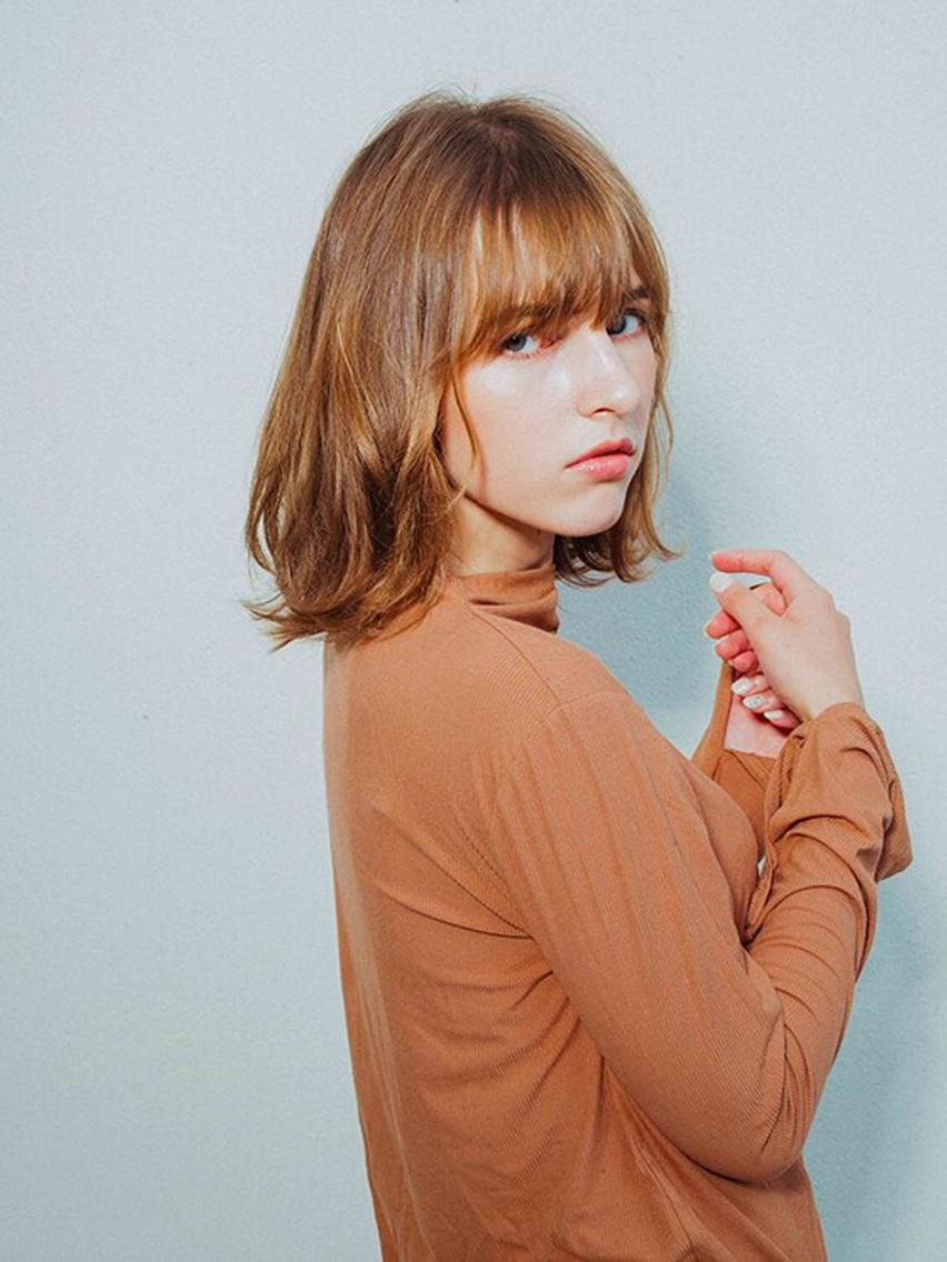 ミディアム カラー ベージュカラー 透明感カラー ボブ 外ハネヘア トップスタイリスト ✨KIRIKA中野✨のヘアスタイル