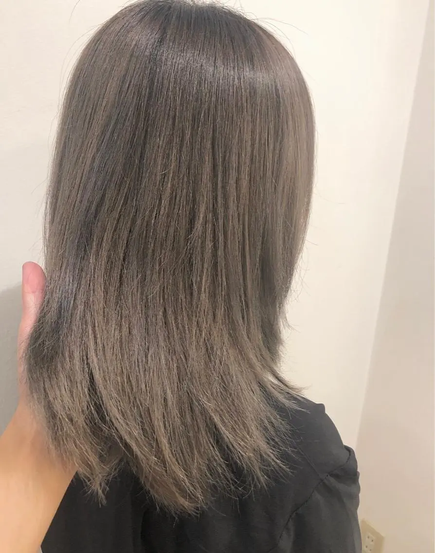 ロング カラー sail hairのヘアスタイル