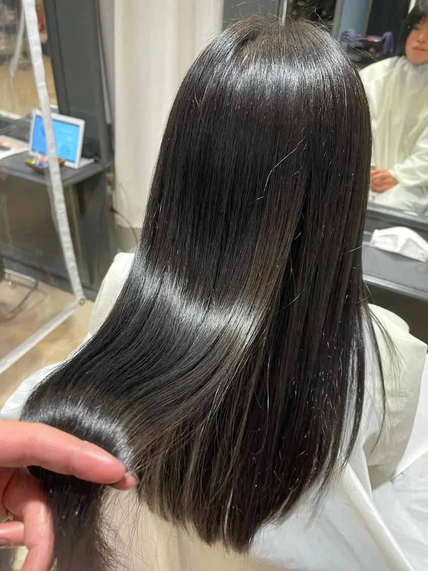 カラー 西梅田🌿髪質改善 井手 浩太朗のヘアスタイル