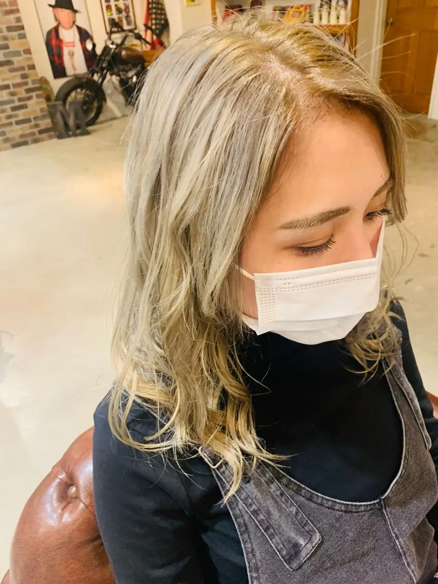ミディアム カラー ショート🌼パーマ 本間正子のヘアスタイル